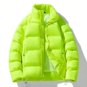 Neongelbe Daunenjacke, Stehkragen, Reißverschluss, Wintermode, Unisex, warm, stylisch.