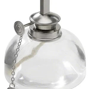Spirituslampe aus Klarglas mit regelbarem Docht und Schraubverschluss.