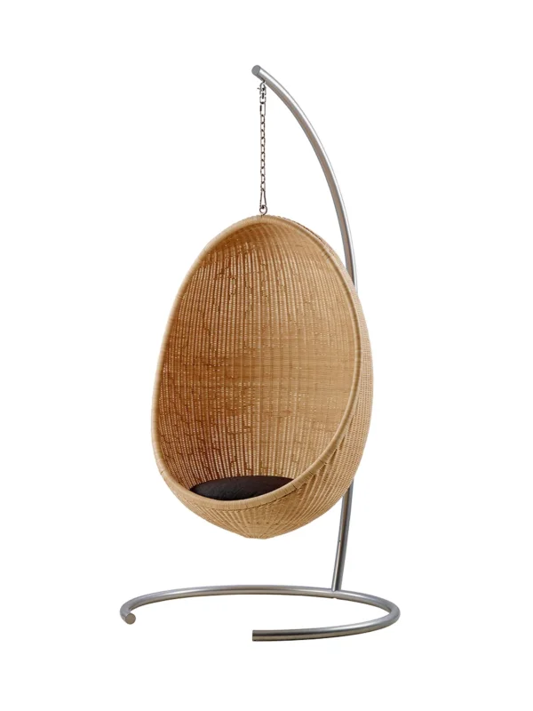 Hanging Egg inkl. Stativ von Sika-Design