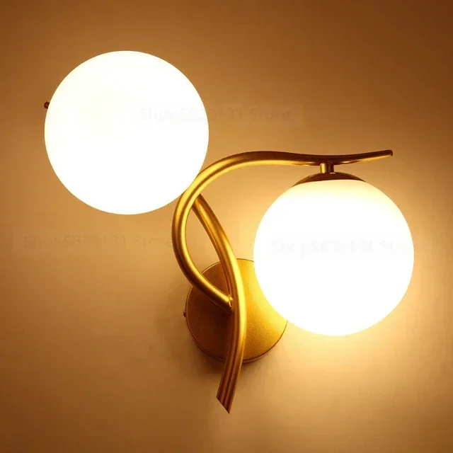 Moderne skandinavische Wandlampe aus Eisen – Minimalistische LED-Wandleuchte für Wohnzimmer & Schlafzimmer | Brehn