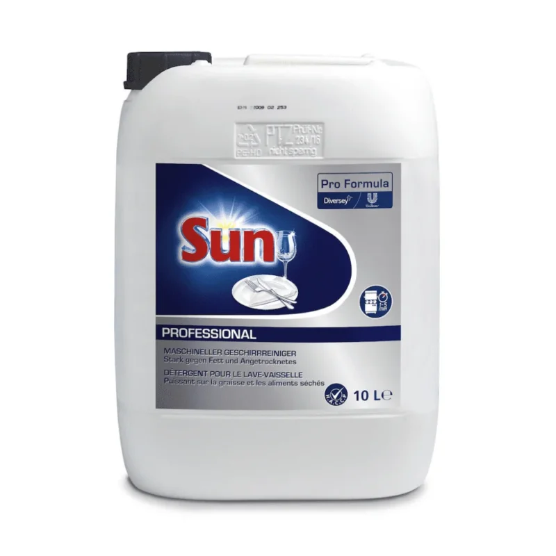 Ein großer weißer Behälter mit blauem Etikett ziert in rot-gelben Lettern die Marke „Sun“. Das Geschirrspülmittel „Sun Pro Formula Liquid“ der Diversey Deutschland GmbH & Co. OHG hat ein Fassungsvermögen von 10 Litern und enthält eine leistungsstarke Formel zur Fettentfernung, die stets streifenfreie Ergebnisse garantiert.
