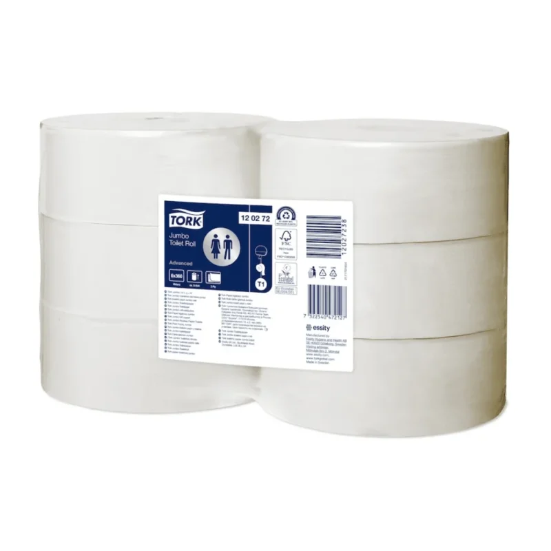Sechs Rollen Tork 120272 Jumbo Toilettenpapier Advanced, geeignet für hohe Kapazität, sind gestapelt und in einer transparenten Verpackung verpackt. Ein Etikett auf der Vorderseite zeigt Produktinformationen wie Marke, Typ und Spezifikationen an. Ideal für die Verwendung in Tork Spendern.